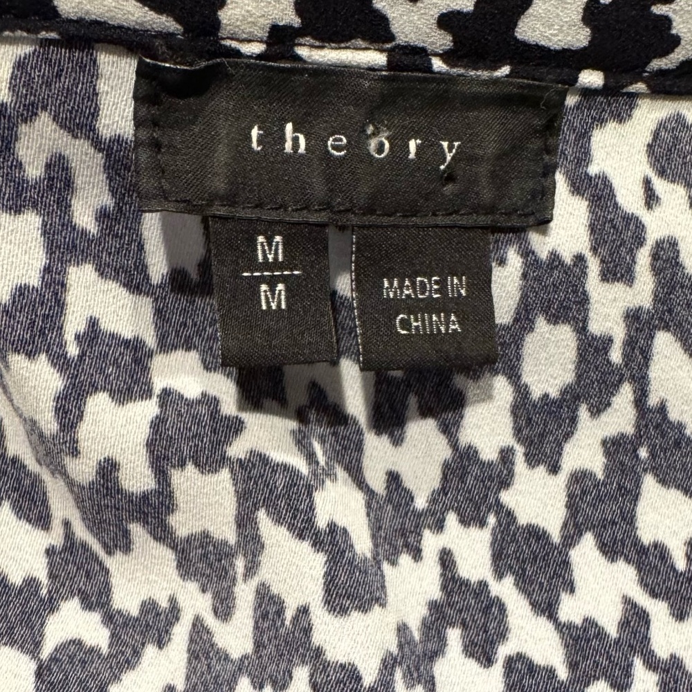 Theory Black and White Houndstooth Blouse Women’s Size Medium - Picture 4 of 9